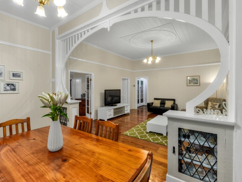 153 Rode Road, Wavell Heights QLD 4012