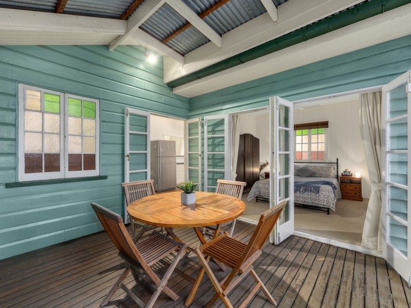 153 Rode Road, Wavell Heights QLD 4012