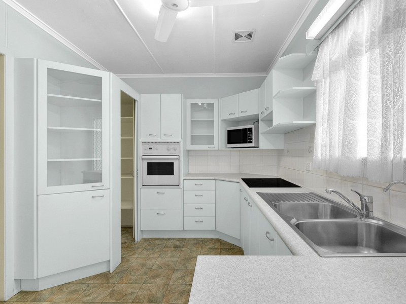 83 Spence Road, Wavell Heights QLD 4012