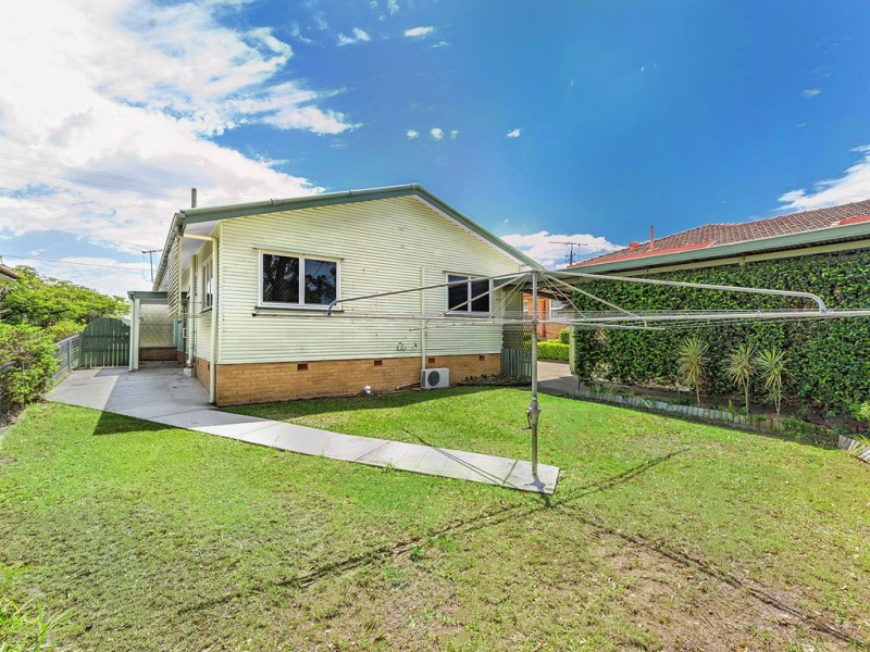 83 Spence Road, Wavell Heights QLD 4012