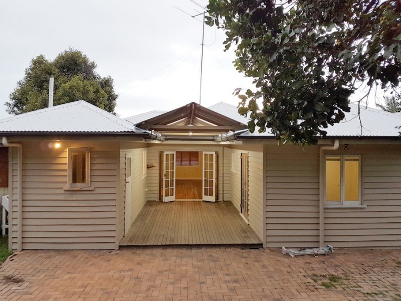 4 Pedley Street, Wavell Heights QLD 4012