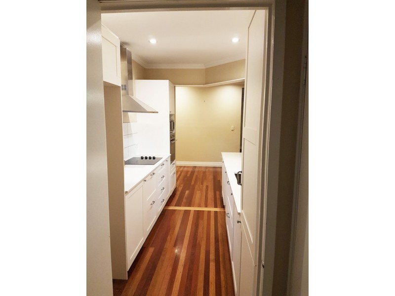 4 Pedley Street, Wavell Heights QLD 4012