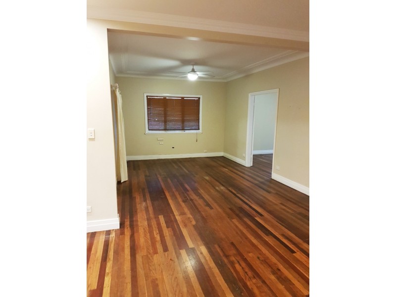 4 Pedley Street, Wavell Heights QLD 4012