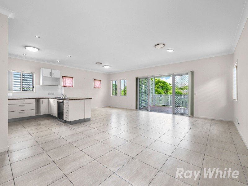 226 Days Road, Grange QLD 4051