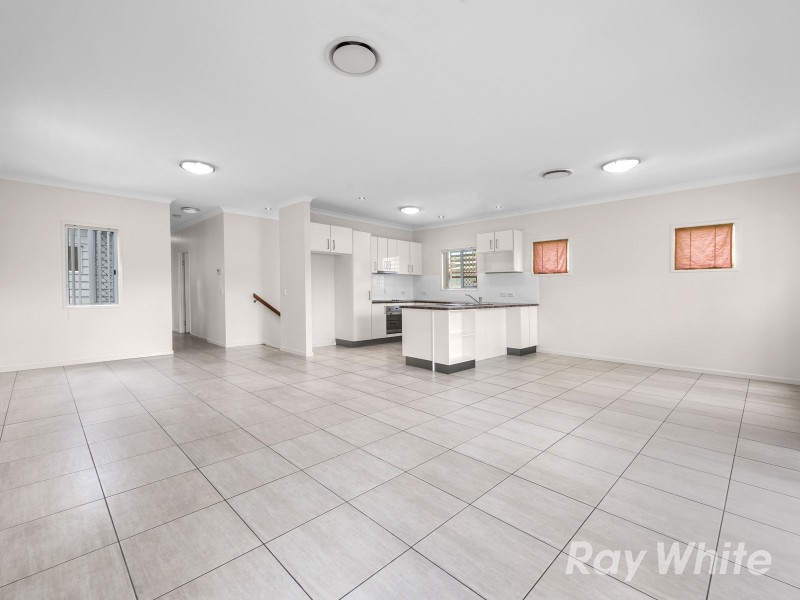 226 Days Road, Grange QLD 4051