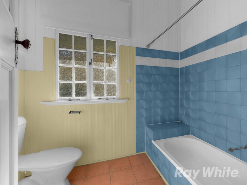 18 Royal Avenue, Nundah QLD 4012