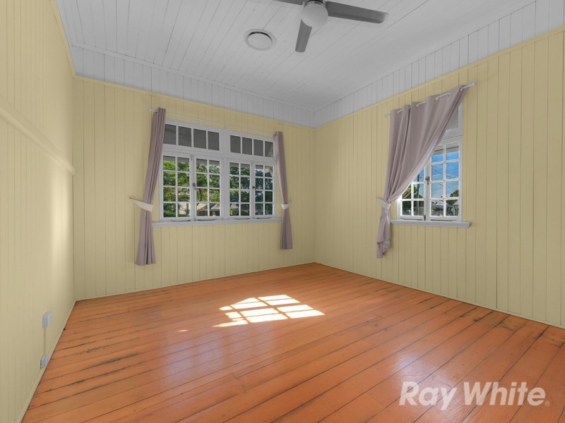 18 Royal Avenue, Nundah QLD 4012