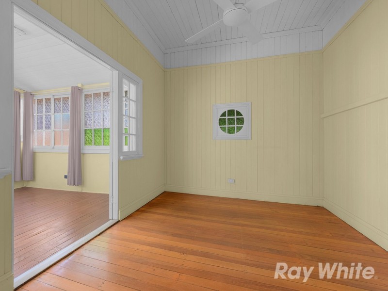 18 Royal Avenue, Nundah QLD 4012