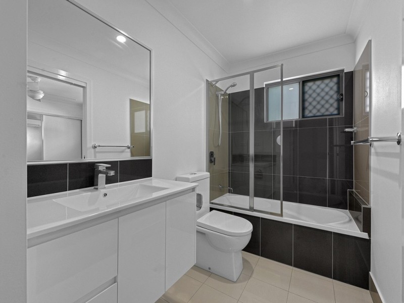 40 Curwen Terrace, Chermside QLD 4032