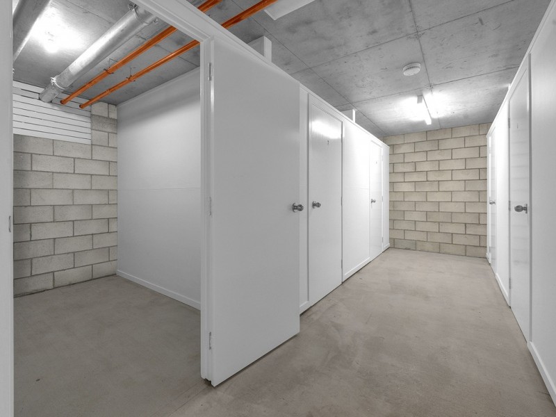 40 Curwen Terrace, Chermside QLD 4032