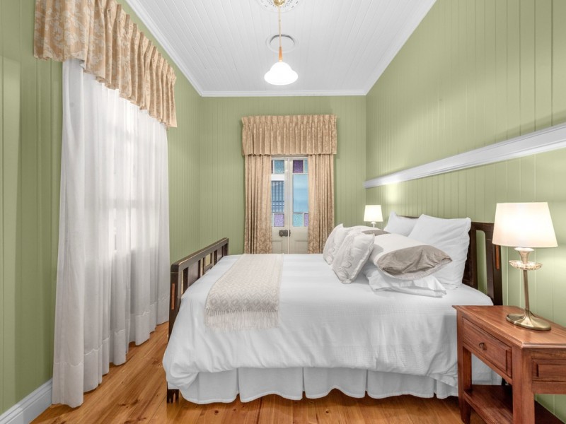 137 Rode Road, Wavell Heights QLD 4012