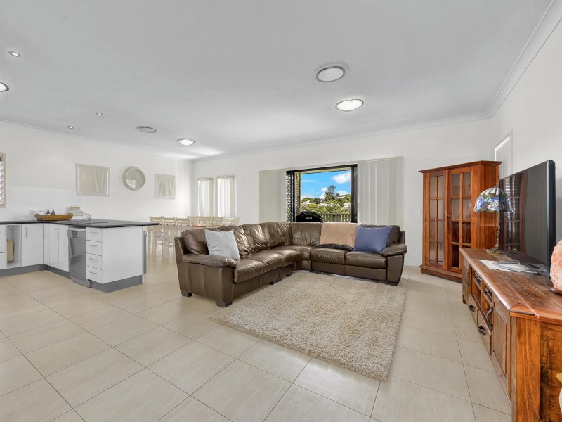 228 Days Road, Grange QLD 4051