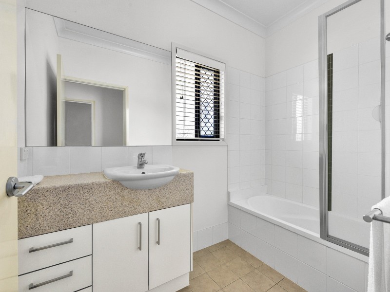 228 Days Road, Grange QLD 4051