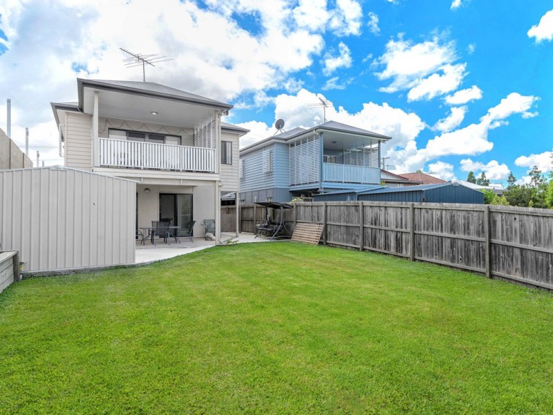 228 Days Road, Grange QLD 4051