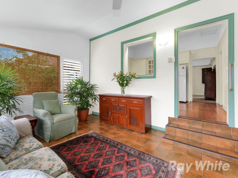 36 Pole Street, Northgate QLD 4013