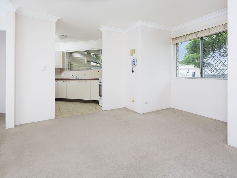2/37 Campbell Terrace, Wavell Heights QLD 4012