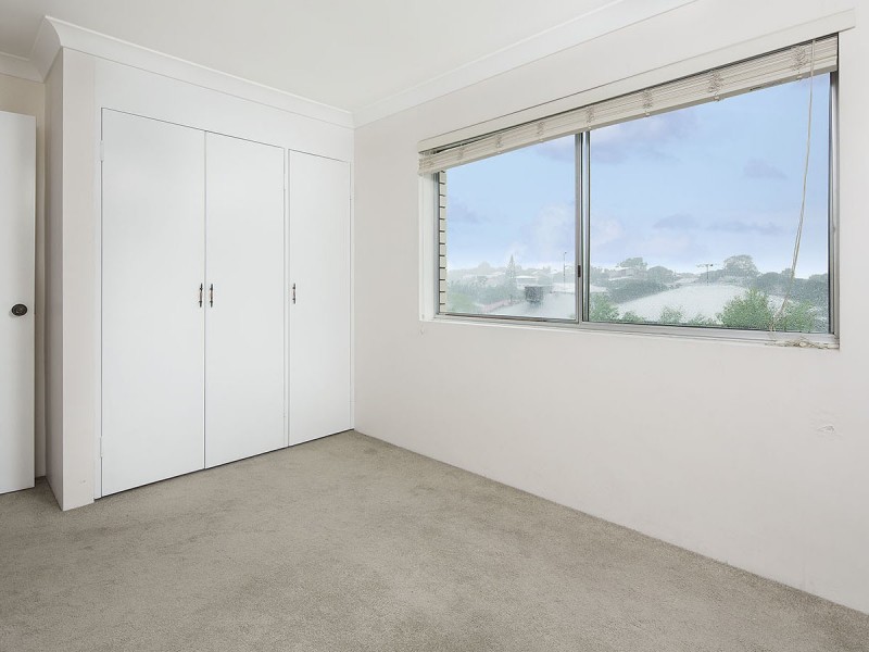 2/37 Campbell Terrace, Wavell Heights QLD 4012
