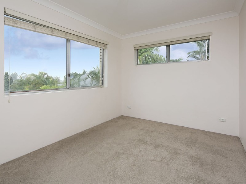 2/37 Campbell Terrace, Wavell Heights QLD 4012