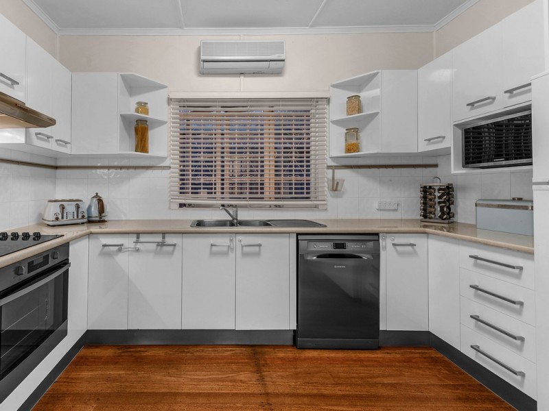 60 Lisson Grove, Wooloowin QLD 4030