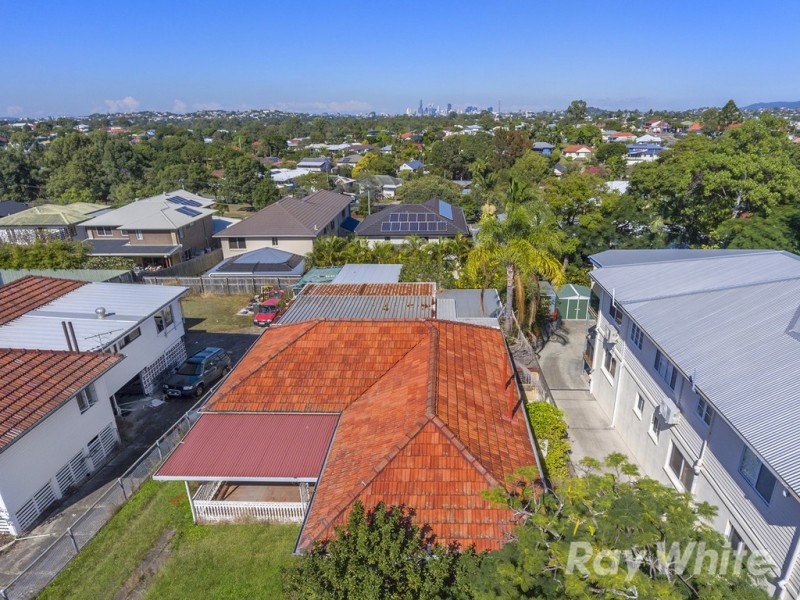 14 Aveling Street, Wavell Heights QLD 4012
