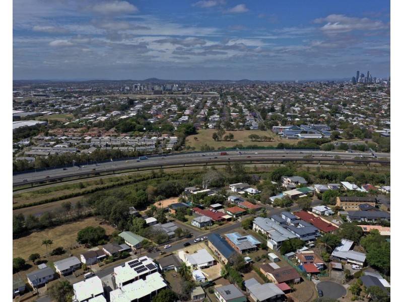 62 Walkers Way, Nundah QLD 4012