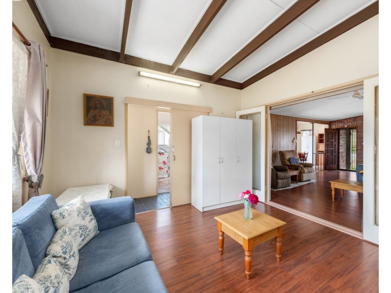 62 Walkers Way, Nundah QLD 4012