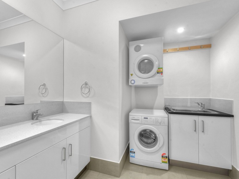 1/17 Almond Street, Northgate QLD 4013