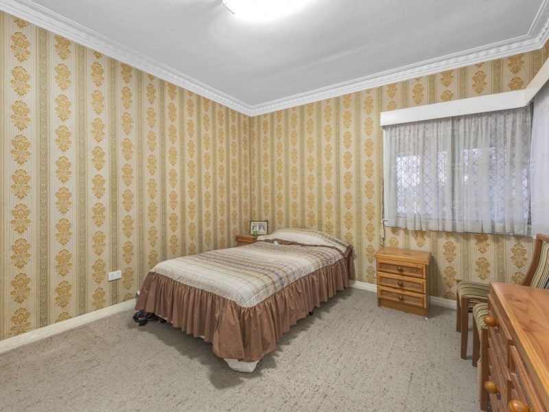 19 Varcoe Street, Wavell Heights QLD 4012