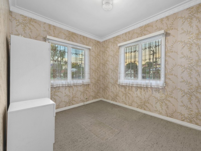 19 Varcoe Street, Wavell Heights QLD 4012