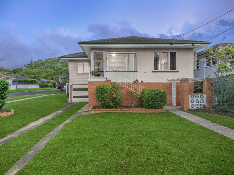 19 Varcoe Street, Wavell Heights QLD 4012
