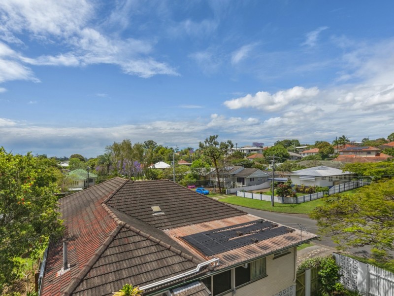 19 Varcoe Street, Wavell Heights QLD 4012