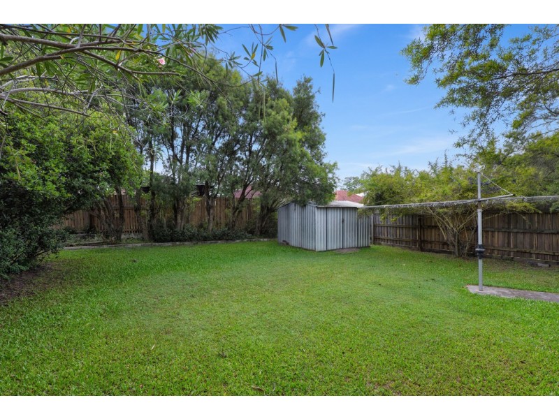 52 Watcombe Street, Wavell Heights QLD 4012