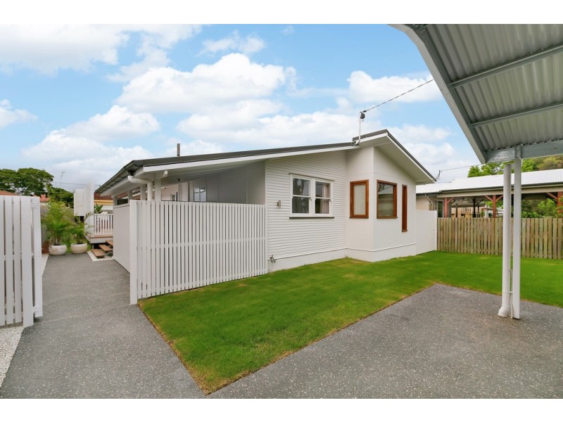 54 Watcombe Street, Wavell Heights QLD 4012