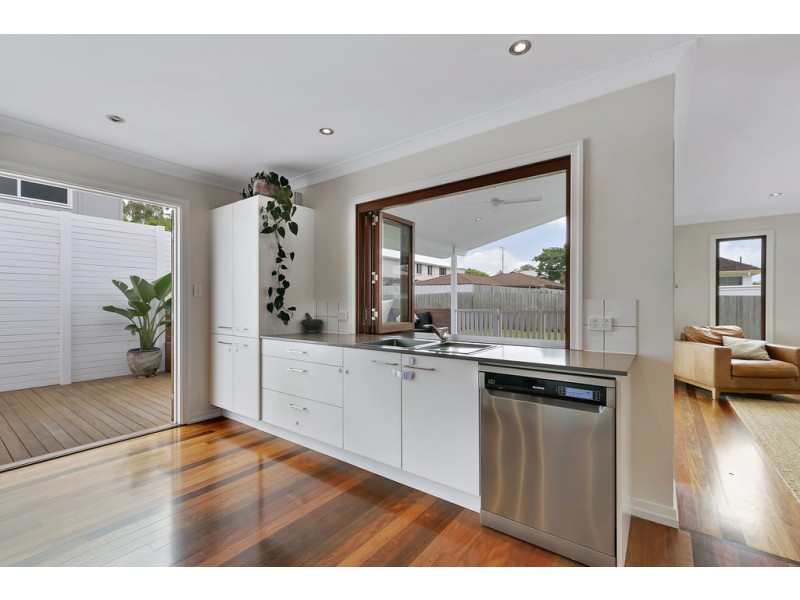 54 Watcombe Street, Wavell Heights QLD 4012