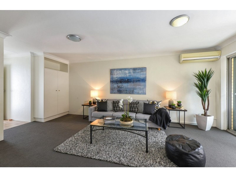 4/12 Windsor Street, Nundah QLD 4012