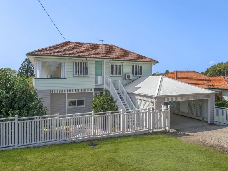 8 Norwich Street, Wavell Heights QLD 4012