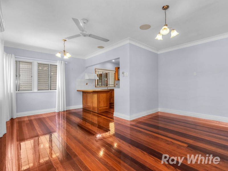 28 Kembla Street, Wavell Heights QLD 4012