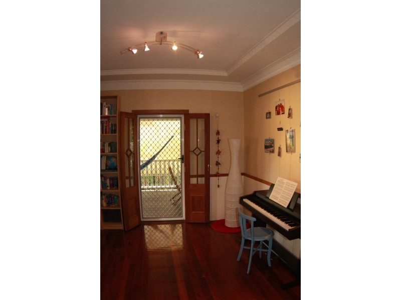 33 Somers Street, Nudgee QLD 4014