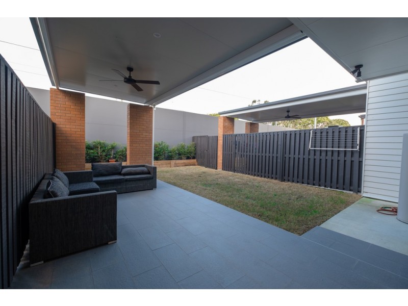 5/18 Rochat Avenue, Banyo QLD 4014