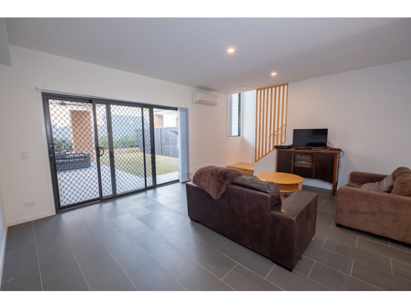 5/18 Rochat Avenue, Banyo QLD 4014
