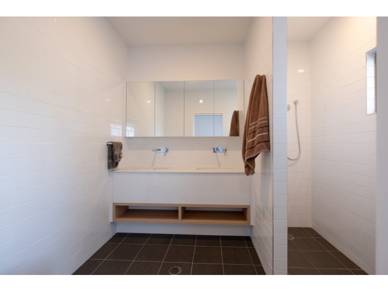 5/18 Rochat Avenue, Banyo QLD 4014