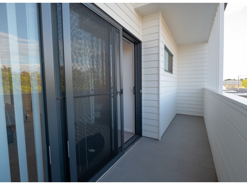 5/18 Rochat Avenue, Banyo QLD 4014