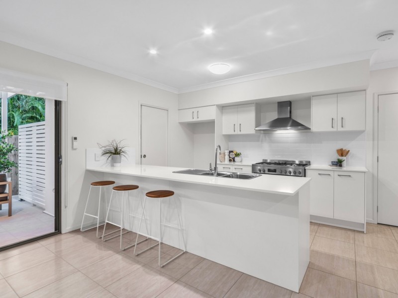 6 Vernon Street, Nundah QLD 4012