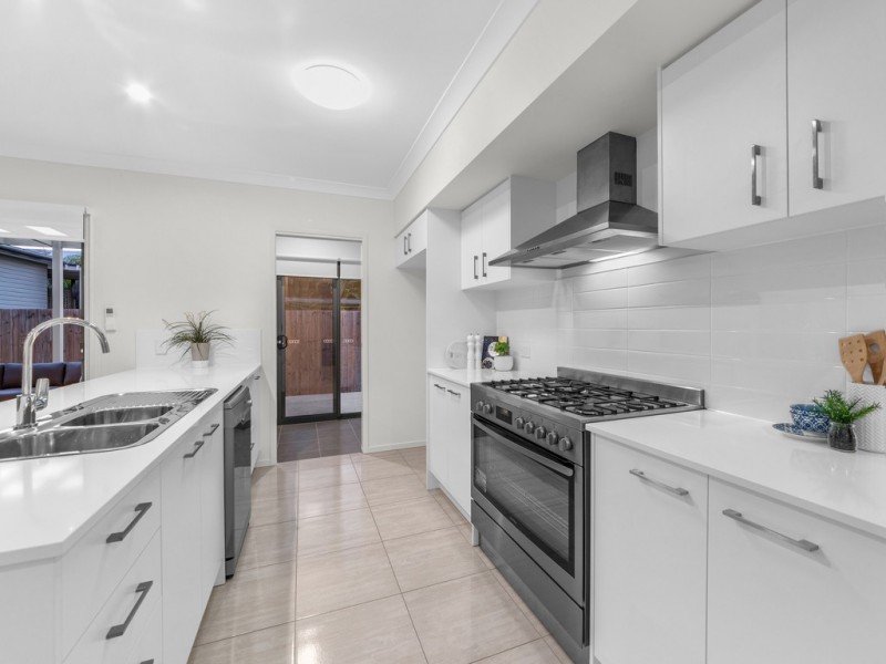 6 Vernon Street, Nundah QLD 4012