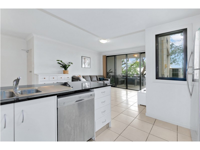 2/19 BRADBURY STREET, Nundah QLD 4012