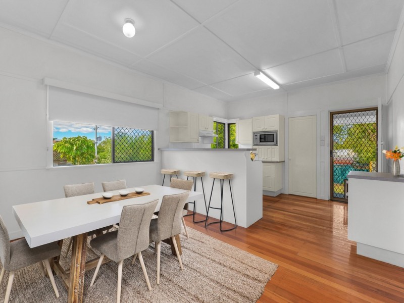 6 Handcroft Street, Wavell Heights QLD 4012