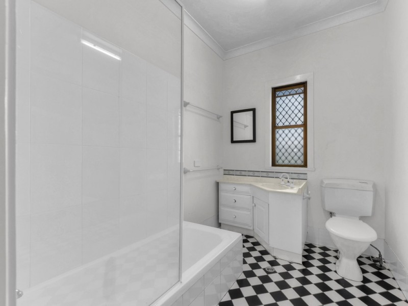 6 Handcroft Street, Wavell Heights QLD 4012