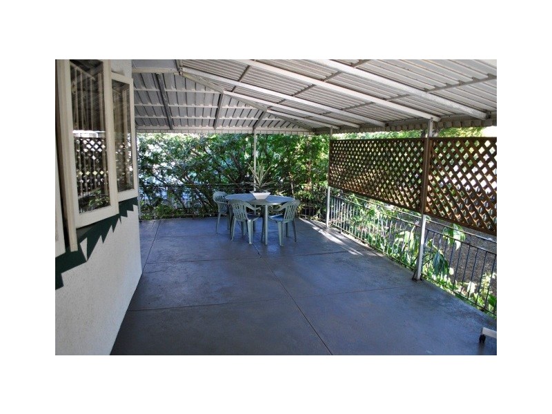 10 Meredith Street, Banyo QLD 4014