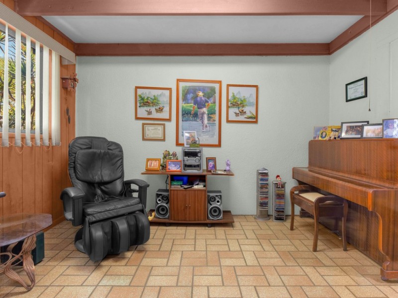 18 Norwich Street, Wavell Heights QLD 4012