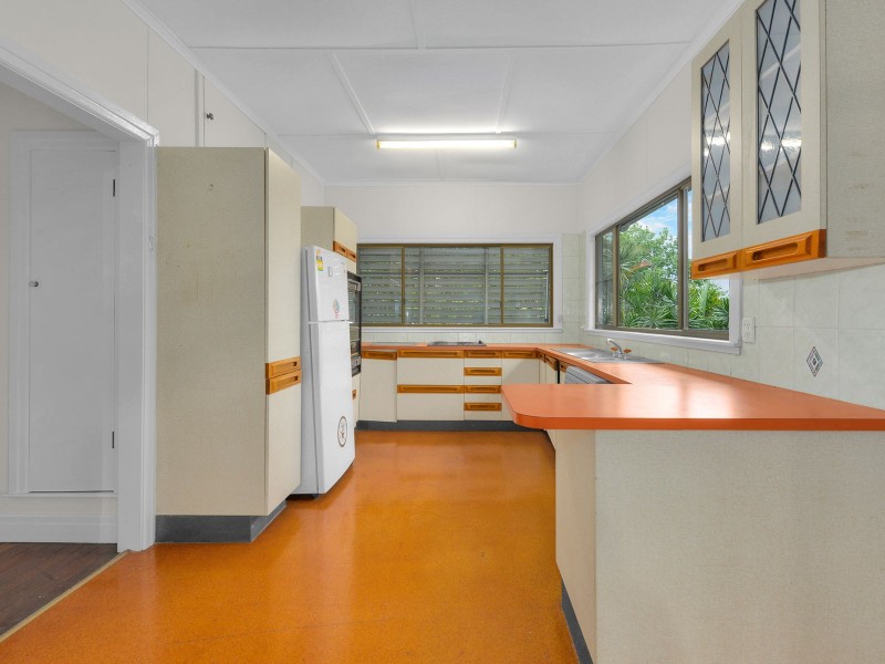 249 Edinburgh Castle Road, Wavell Heights QLD 4012